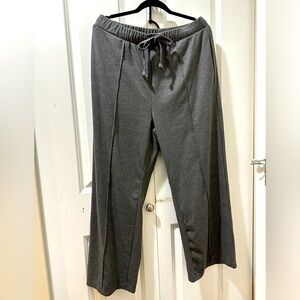 BloomChic Gray Sweatpants with Drawstring Waist XL us14